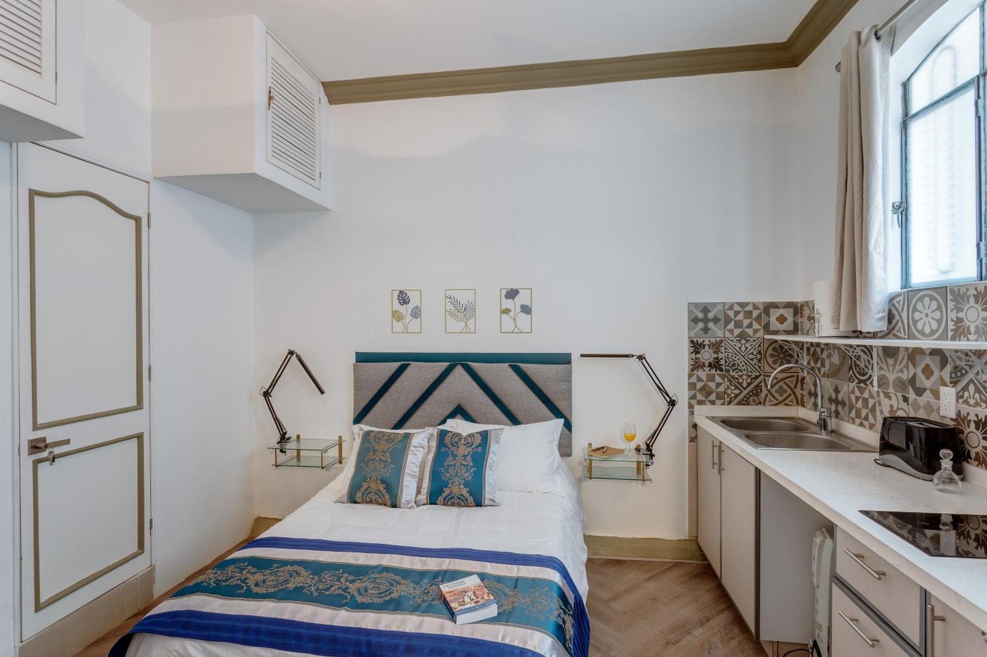 Casa Amatlan Ciento Dos Hotel เม็กซิโกซิตี้ ภายนอก รูปภาพ